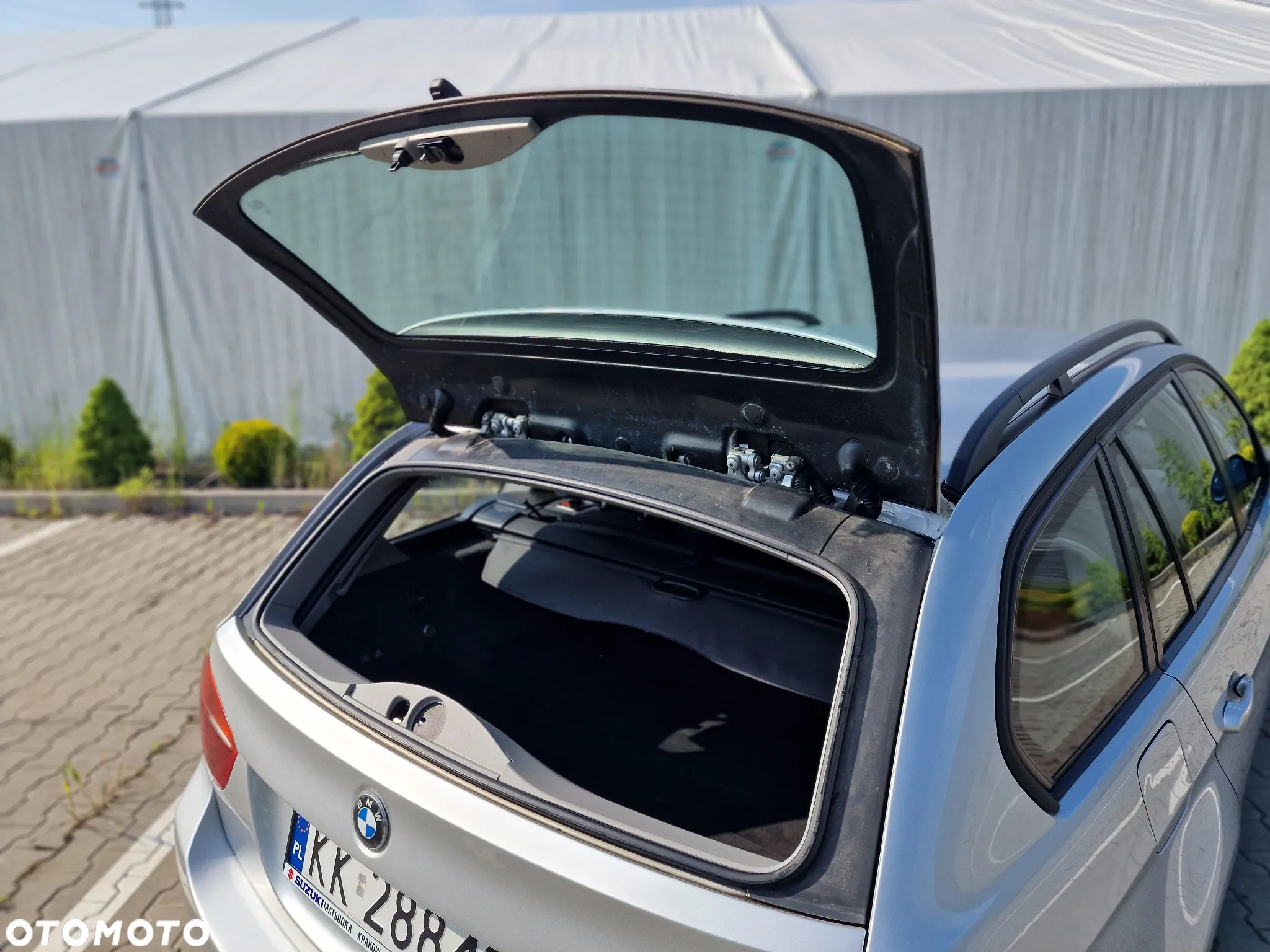 BMW Seria 3 320i - 14
