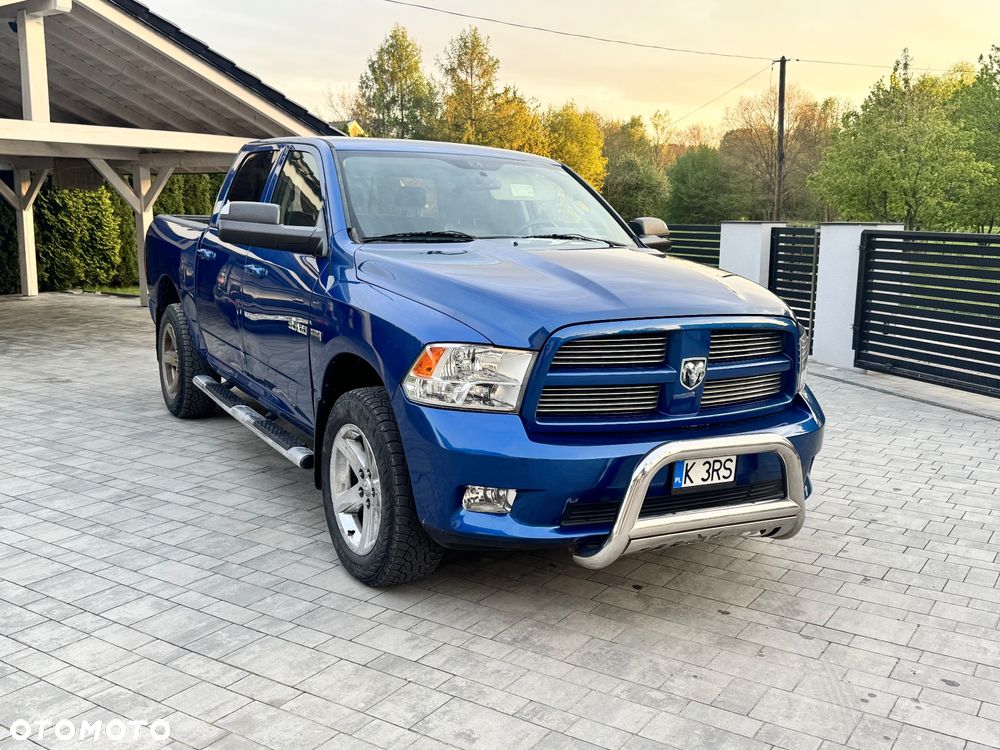 Dodge RAM - 12