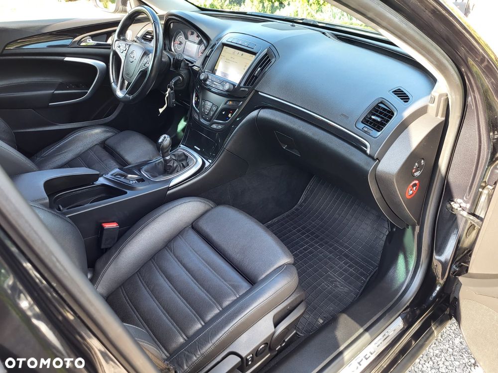 Opel Insignia 1.6 T Cosmo S&S - 16