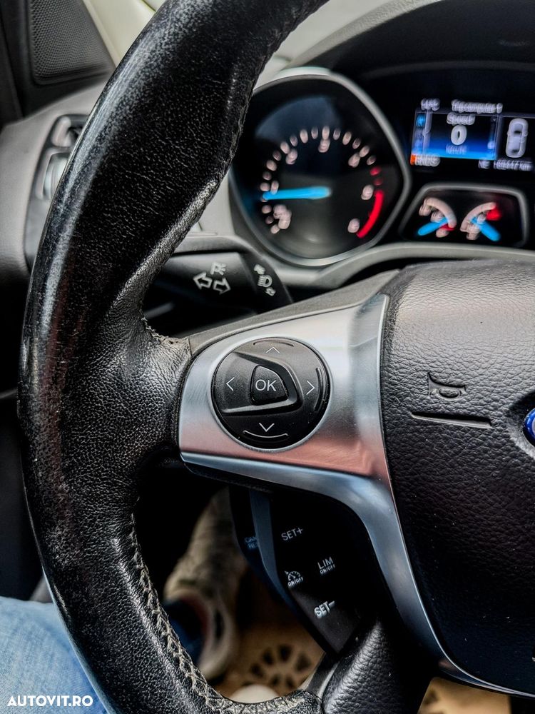 Ford Kuga 2.0 TDCi 4x4 Aut. Titanium - 19