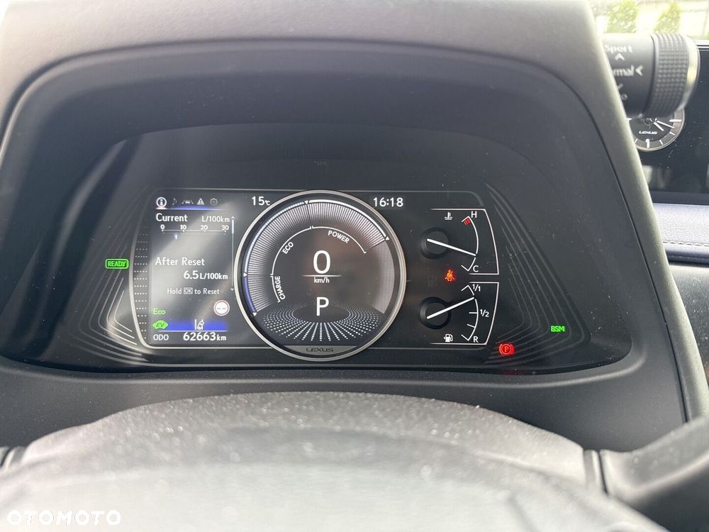Lexus UX 250h GPF F Impression 2WD - 19