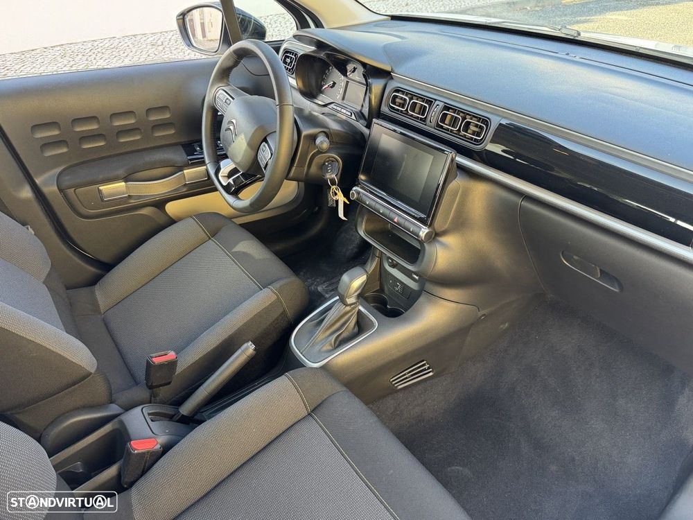 Citroën C3 1.2 PureTech Shine EAT6 - 10