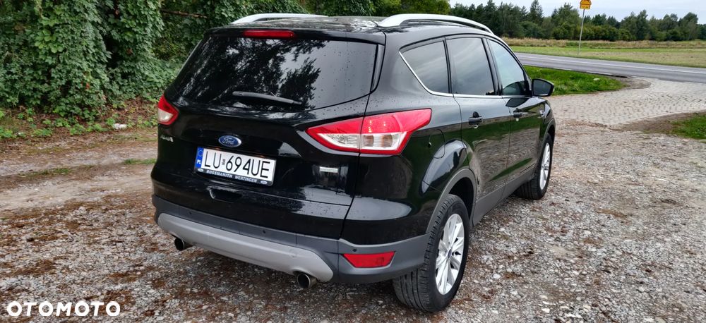 Ford Kuga 1.5 EcoBoost 2x4 Titanium - 5