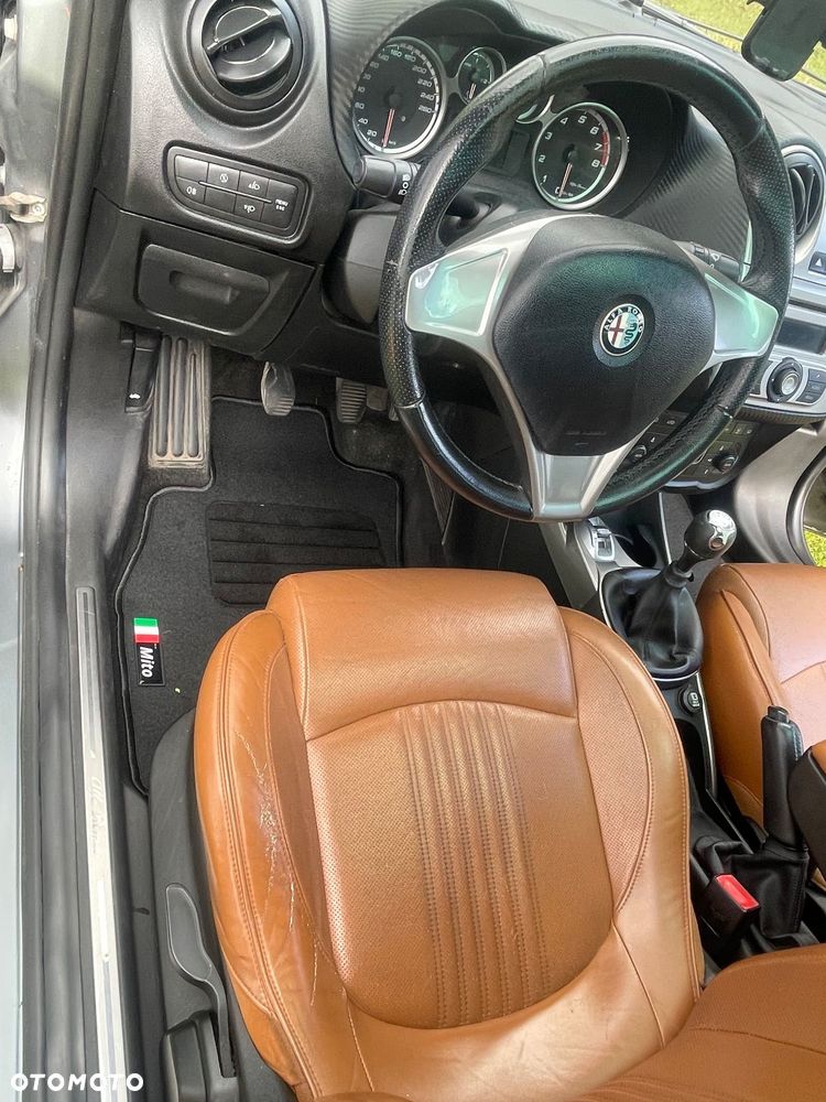 Alfa Romeo Mito 1.4 TB MultiAir Distinctive S&S - 17