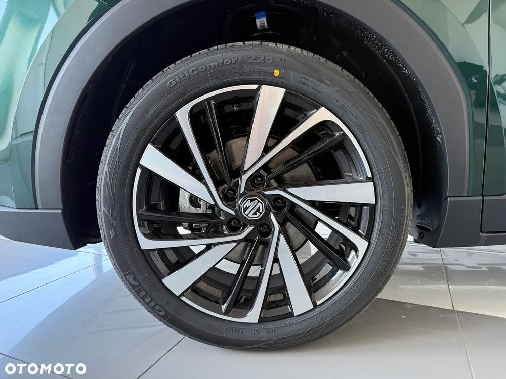 MG ZS Hybrid+ - 9