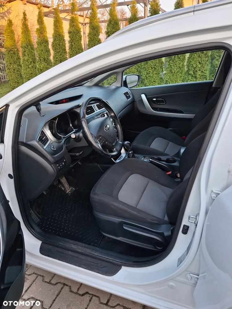 Kia Ceed 1.6 CRDi M - 11