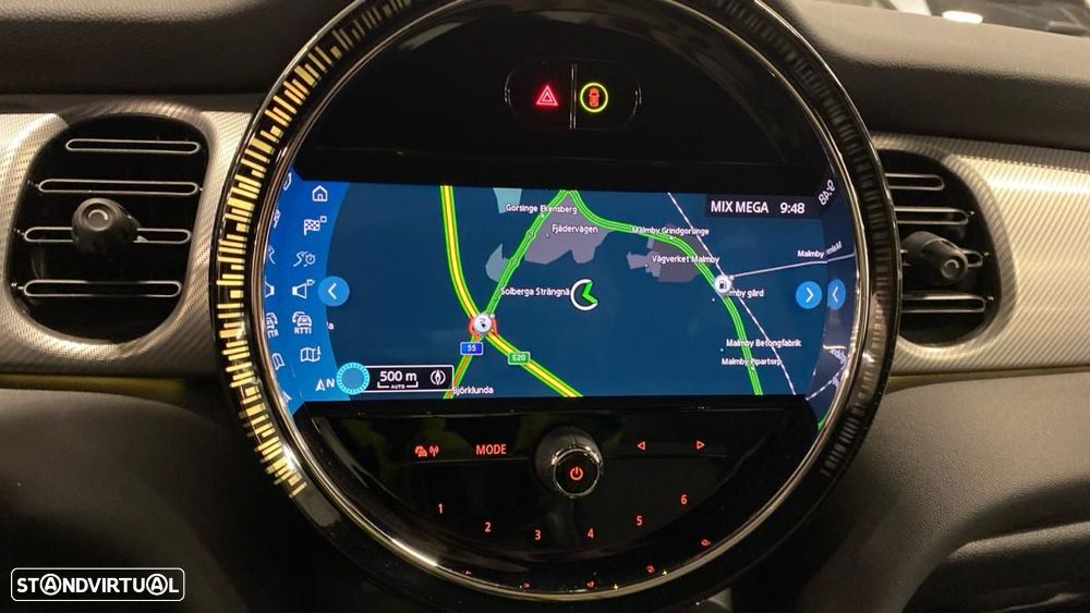 MINI 3 Portas Cooper SE Essential - 9