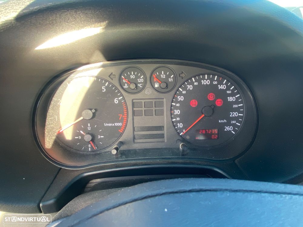 Audi A3 1.6 - 7