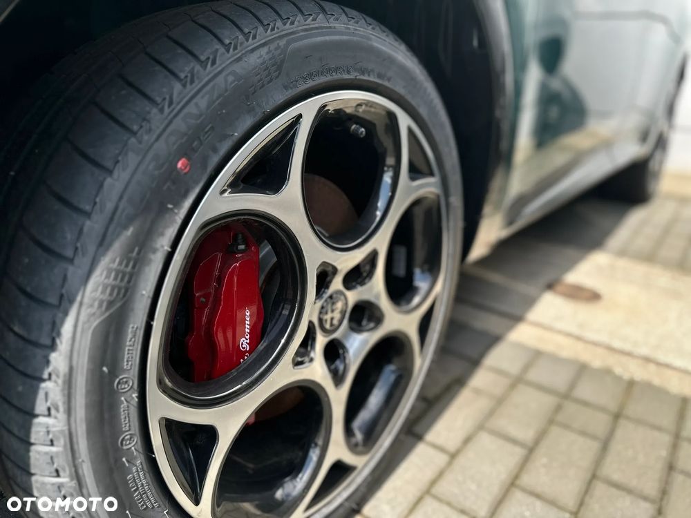 Alfa Romeo Tonale 1.5 T4 GSE mHEV Veloce DCT - 4