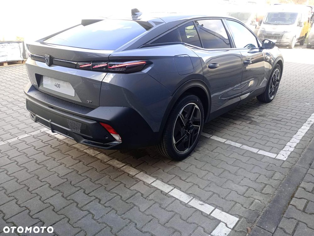 Peugeot 408 - 10