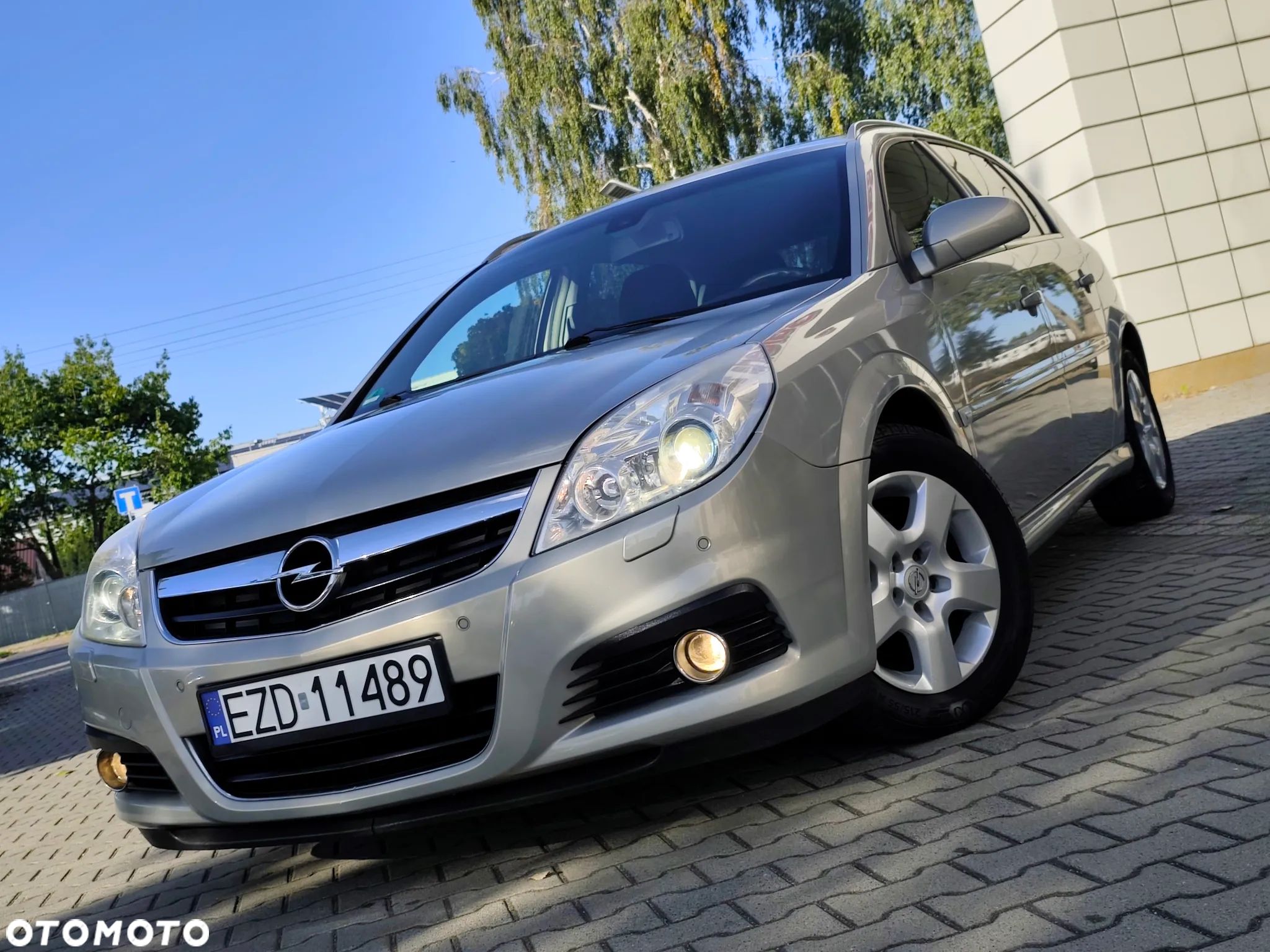 Opel Signum 1.8 Cosmo - 1