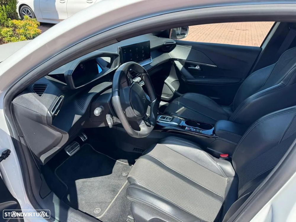 Peugeot e-208 - 20