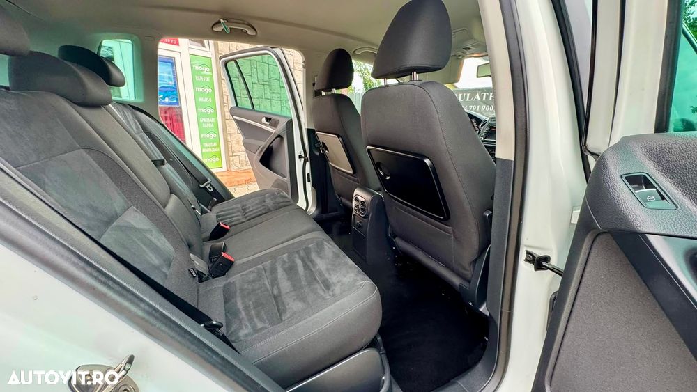 Volkswagen Tiguan - 8