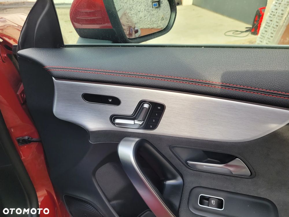 Mercedes-Benz CLA - 19