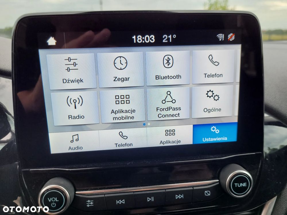Ford Fiesta 1.0 EcoBoost S&S COOL&CONNECT - 9