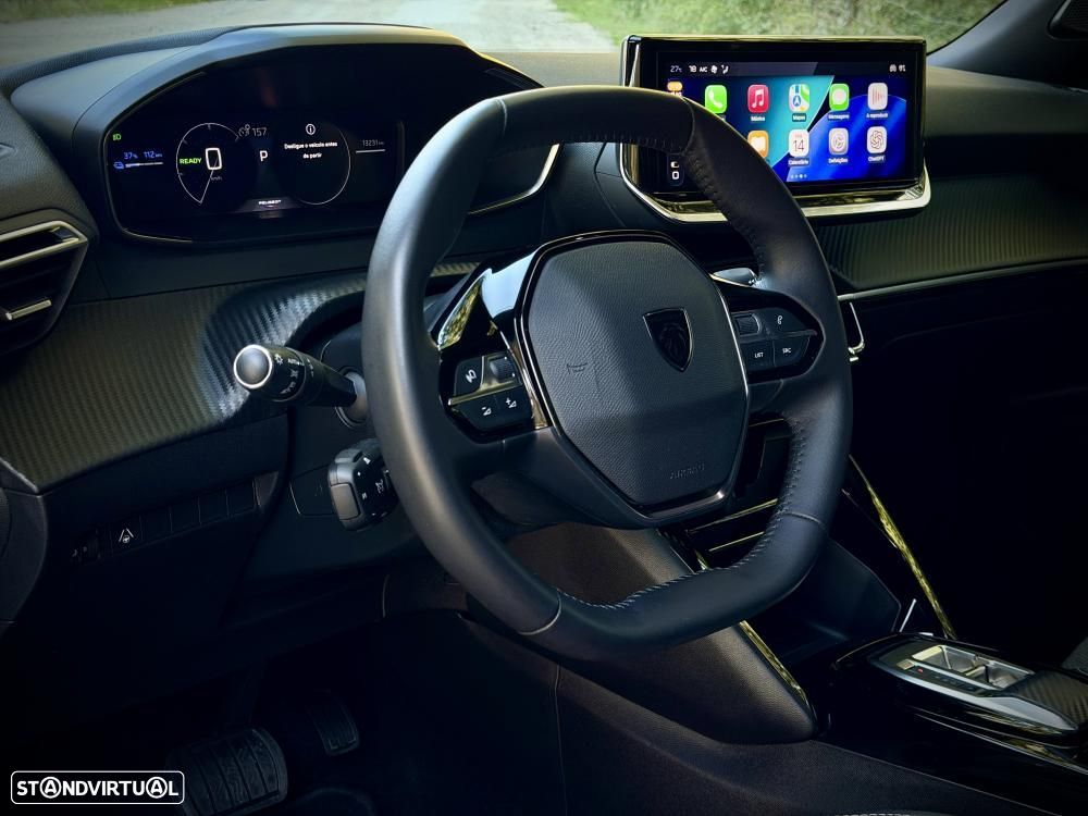 Peugeot e-2008 54 kWh Allure - 9