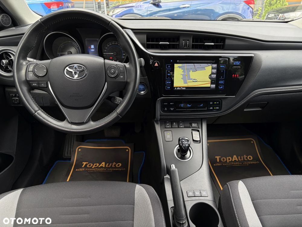 Toyota Auris - 36