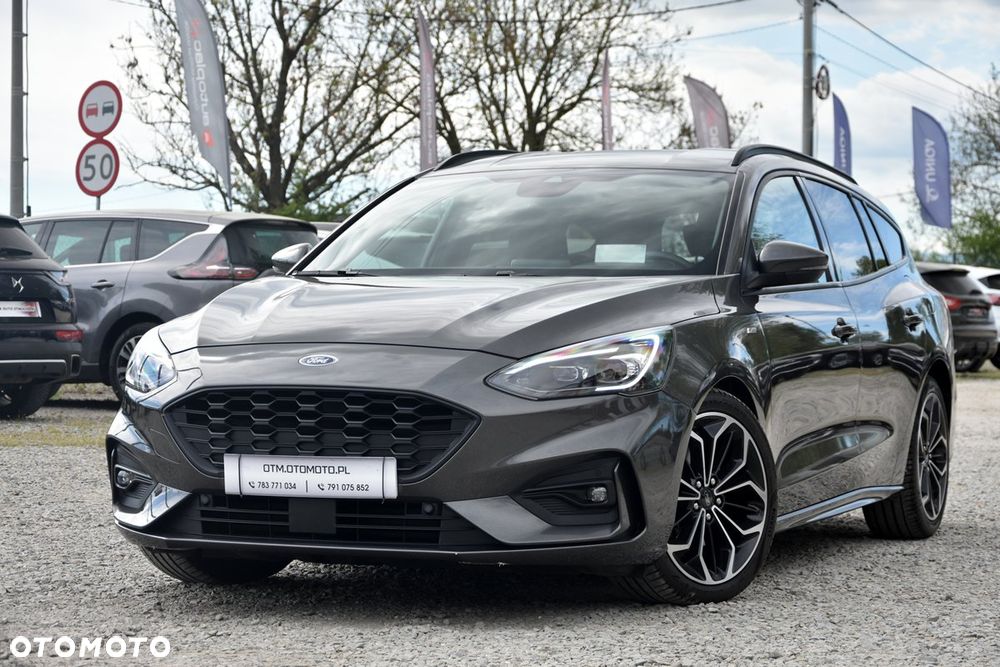Ford Focus 1.5 EcoBlue STart-Stopp-System ST-LINE - 11