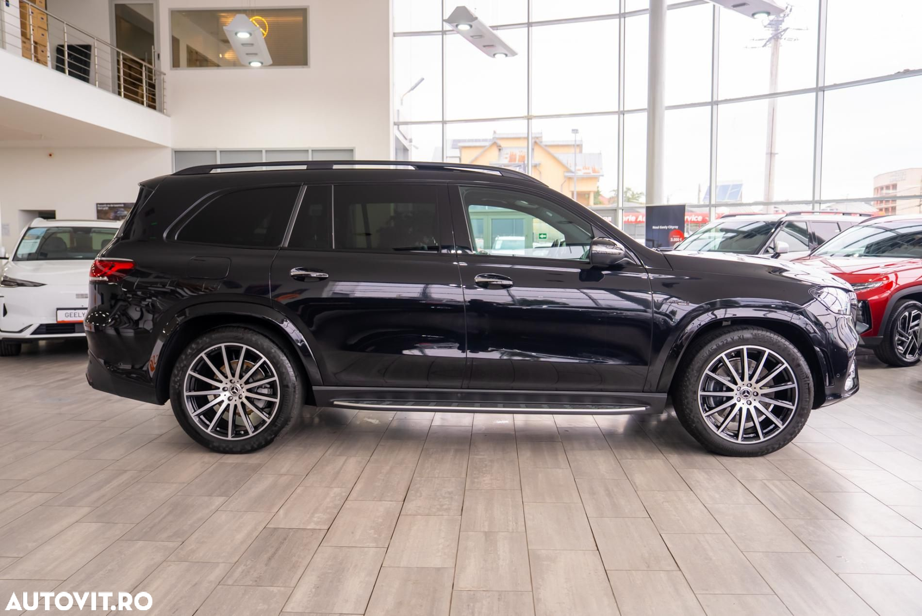 Mercedes-Benz GLS - 9