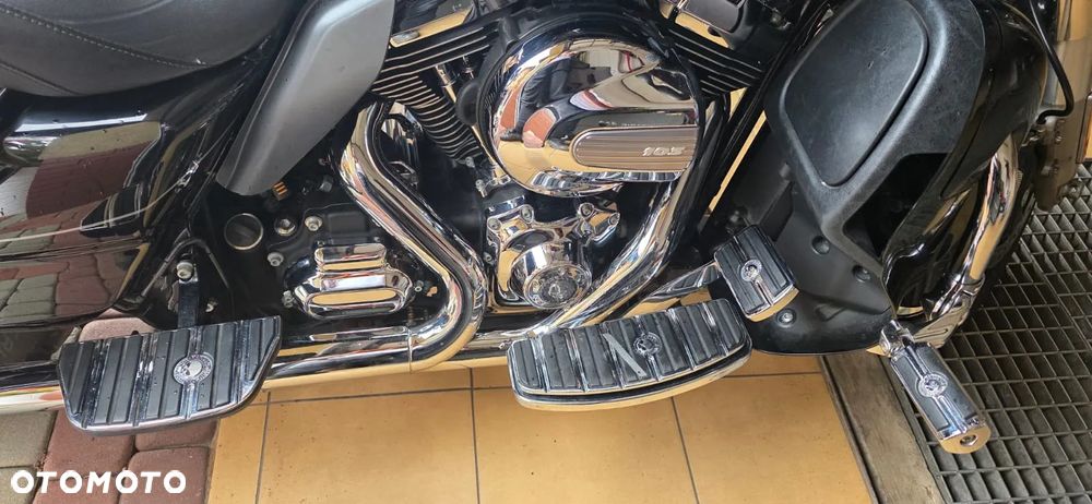 Harley-Davidson FLH Electra Glide - 14