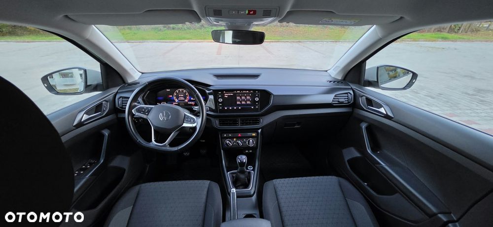 Volkswagen T-Cross - 16