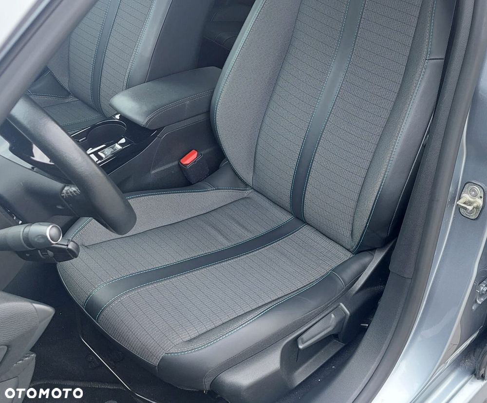 Peugeot 208 PureTech 100 Active - 23
