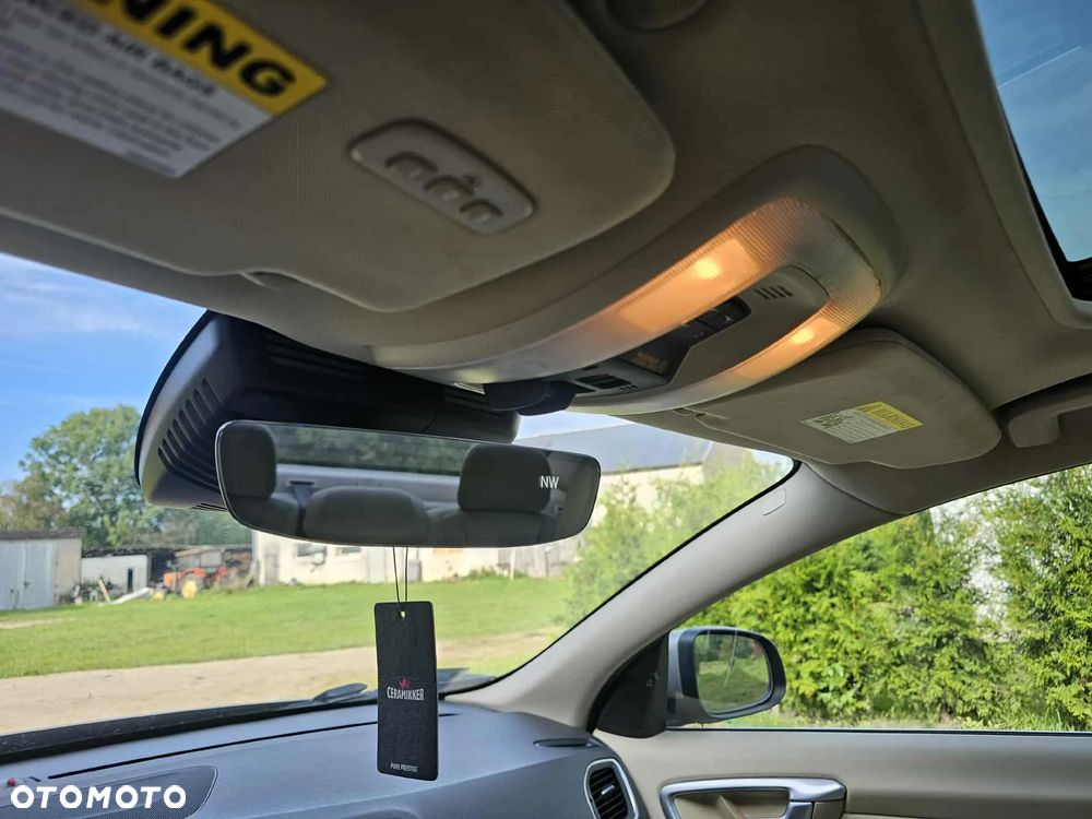 Volvo S60 2.5 T5 AWD - 4