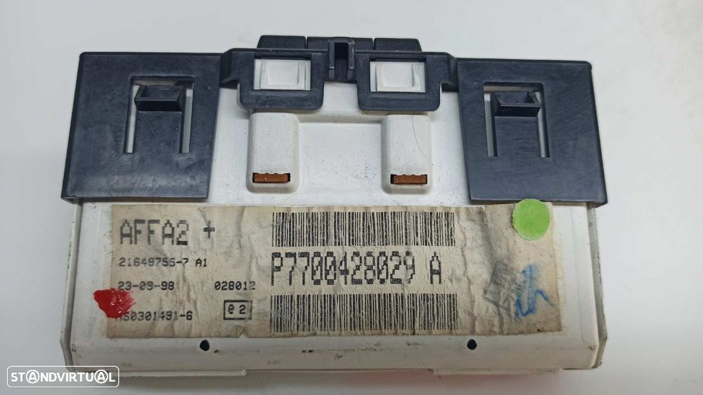 TELA/ECRÃ MULTIFUNÇÕES RENAULT MEGANE I SCENIC (JA0) 1.9 DTI RN - 6