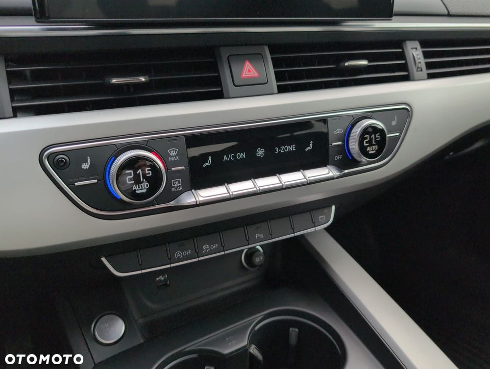 Audi A4 Limousine 35 TFSI mHEV Advanced S tronic - 31