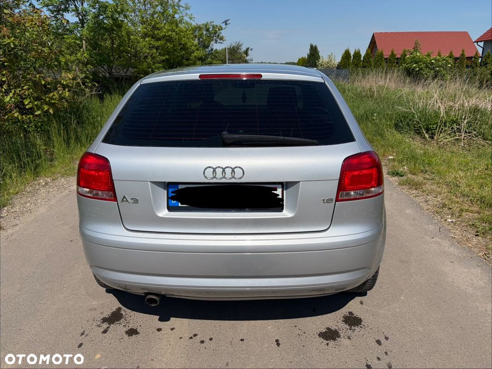 Audi A3 3-drzwiowe 1.6 Attraction - 6