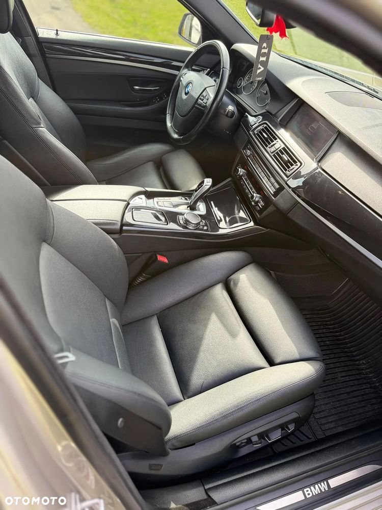 BMW 5 2015 photo 3