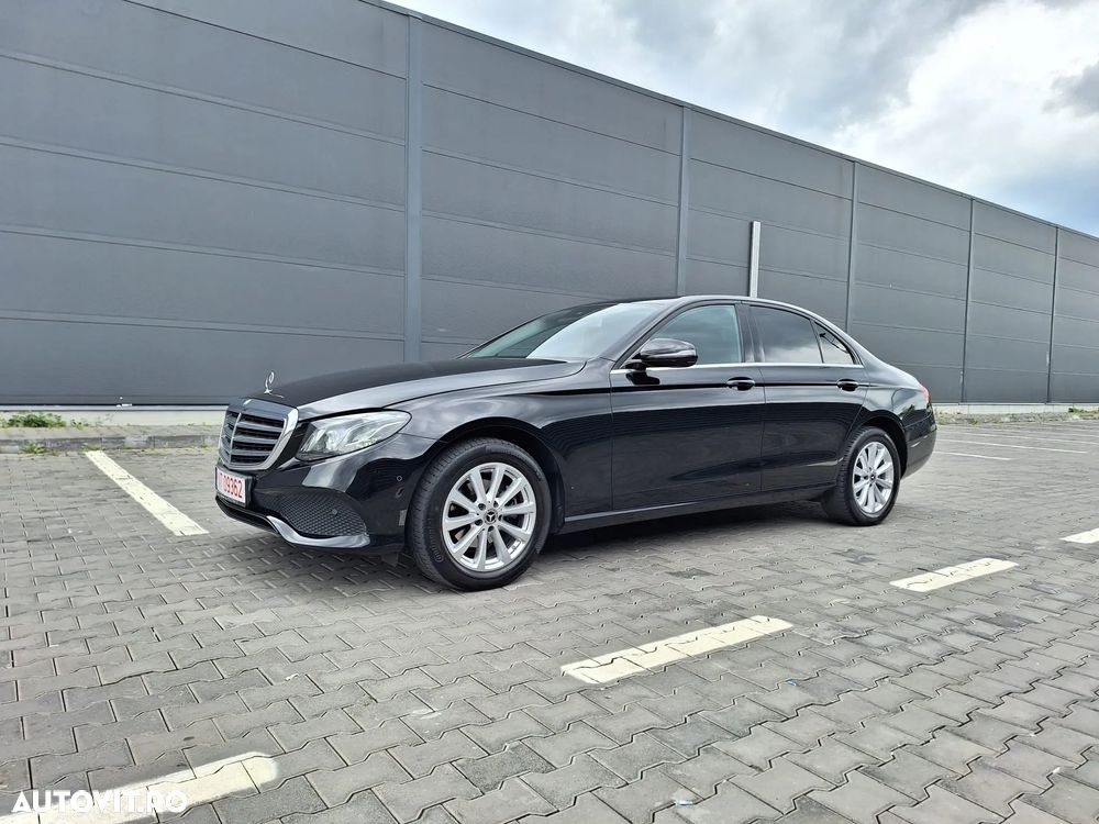Mercedes-Benz E 220 d 9G-TRONIC - 4