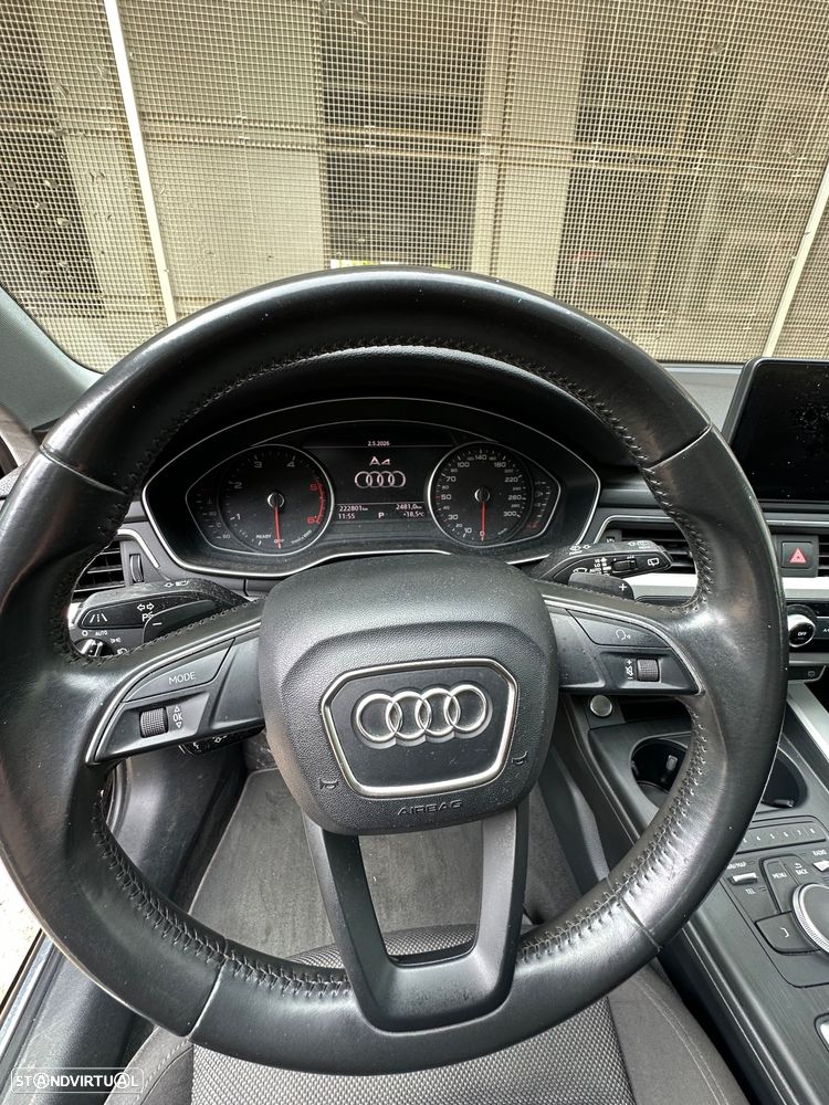Audi A4 Avant 2.0 TDI Advance S tronic - 12