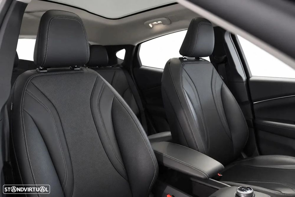 Ford Mustang Mach-E 75.7 kWh Base - 13