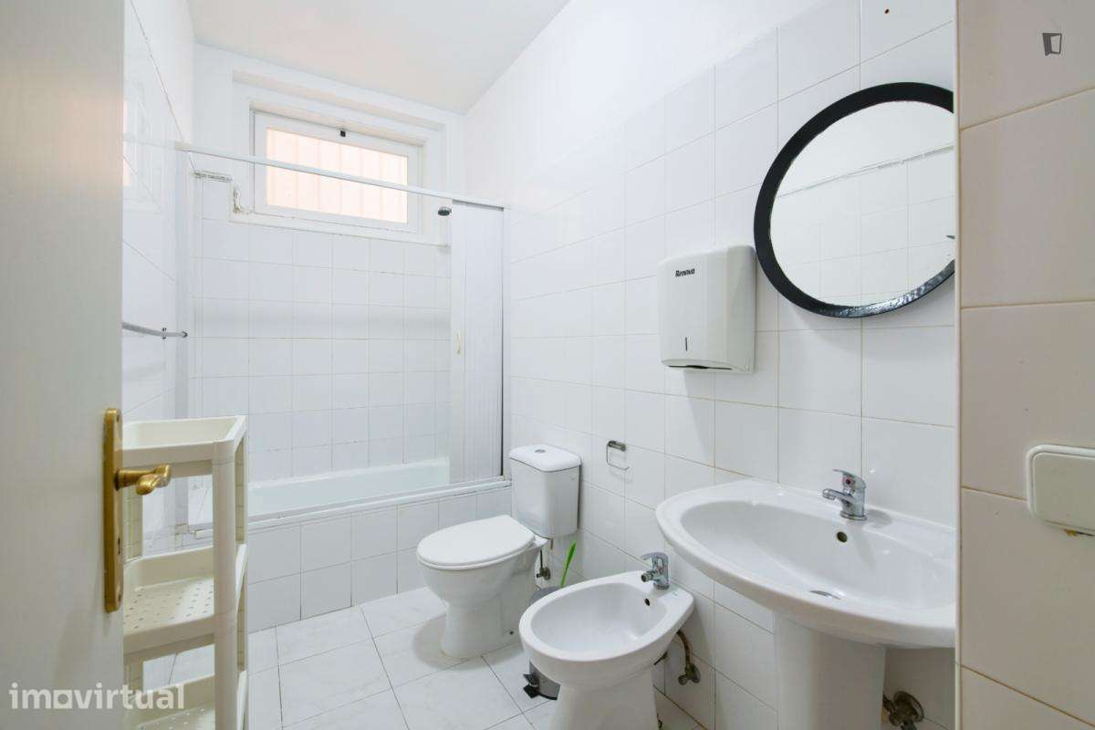 Quarto - localizado em Arroios Lisbon - Grande imagem: 3/38