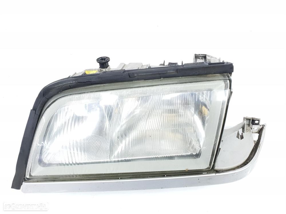 FAROL ESQUERDO MERCEDES-BENZ CLASE C BM 202 BERLINA - 1
