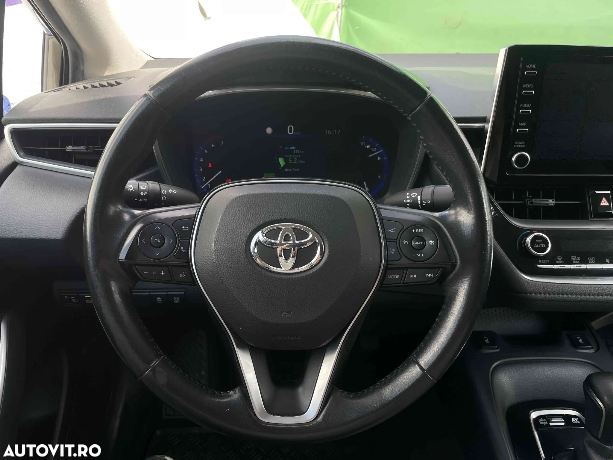 Toyota Corolla - 9