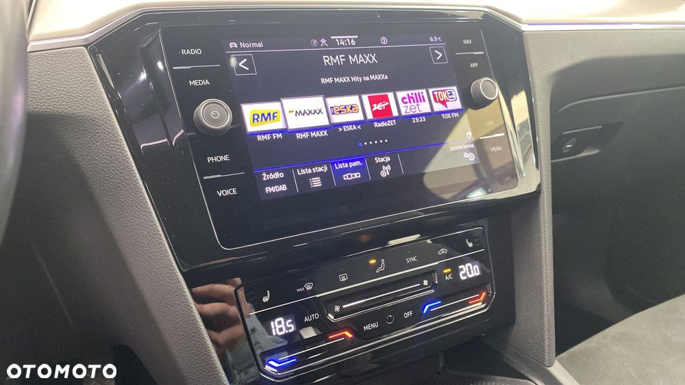 Volkswagen Passat - 20