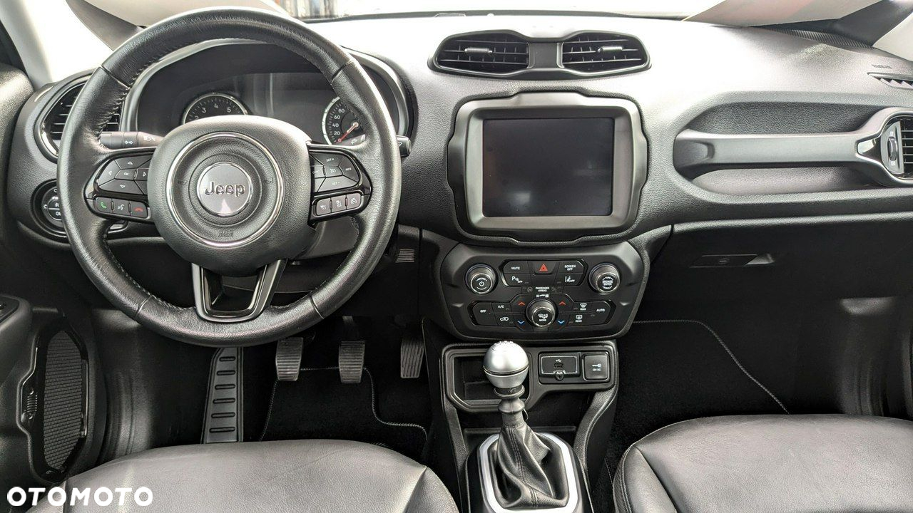 Jeep Renegade - 25