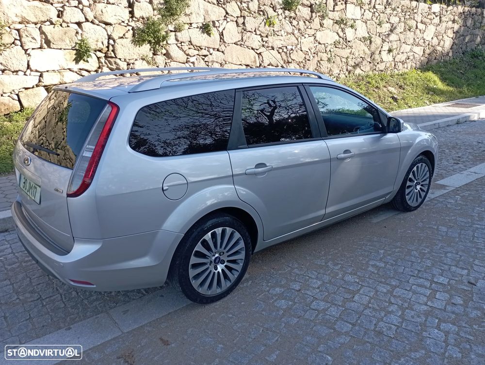 Ford Focus SW 1.6 TDCi Titanium - 11