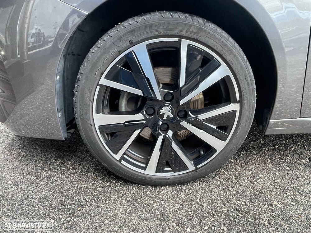 Peugeot 208 PureTech 100 Allure Pack - 16