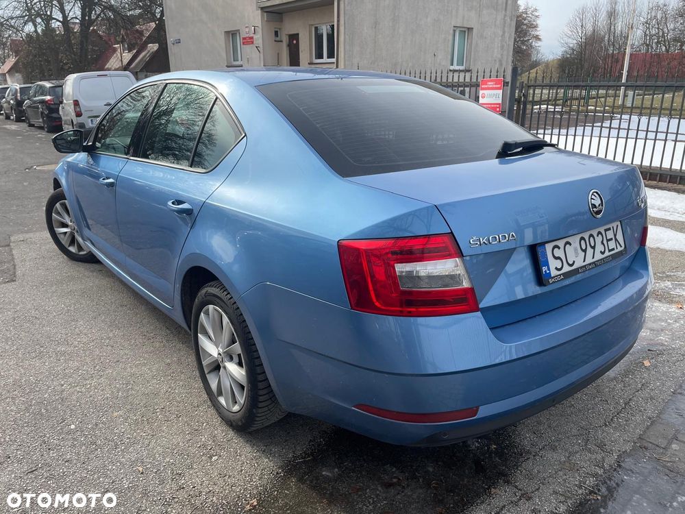 Skoda Octavia 1.6 TDI Style DSG - 5