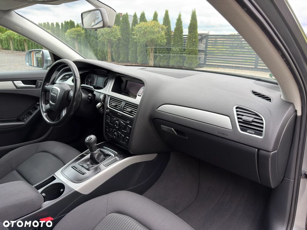 Audi A4 Avant 1.8 TFSI Attraction - 39