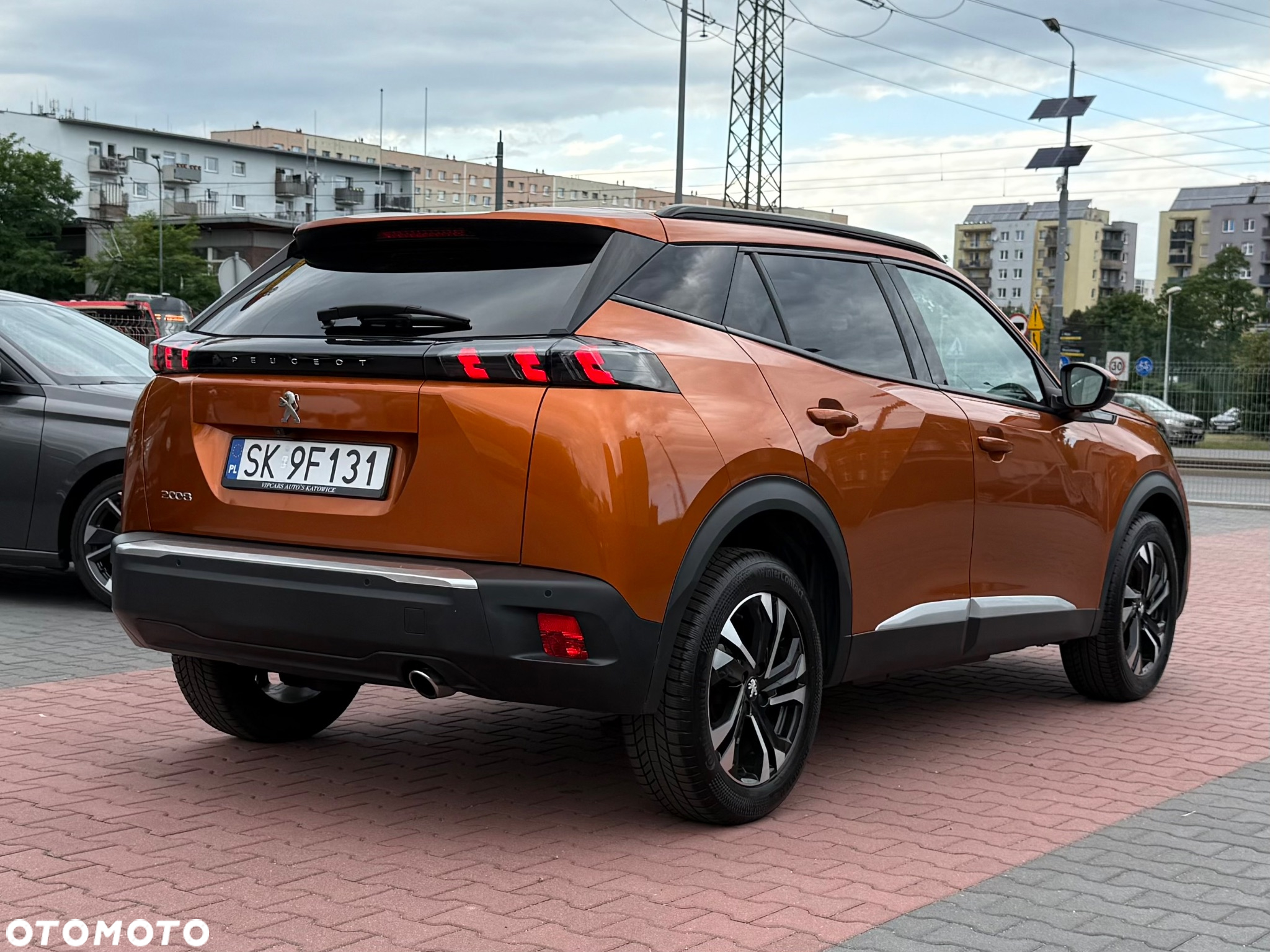 Peugeot 2008 1.5 BlueHDi Allure S&S - 6