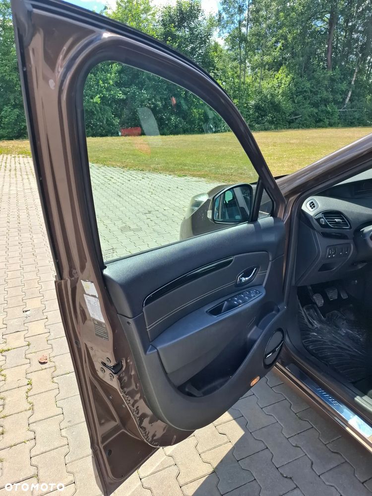 Renault Grand Scenic Energy dCi 130 Start & Stop Euro 6 Bose Edition - 14