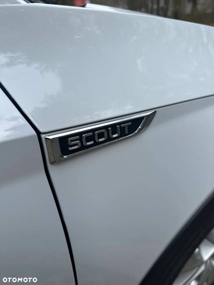 Skoda Octavia 2.0 TSI 4x4 Scout DSG - 24