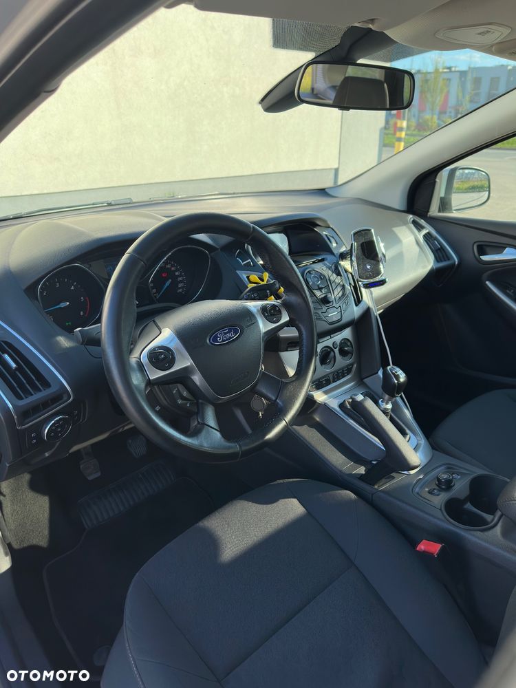 Ford Focus 1.6 TDCi DPF Start-Stopp-System Titanium - 8
