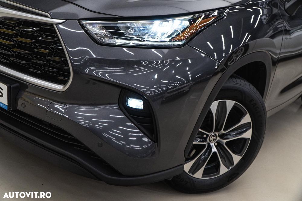 Toyota Highlander 2.5 L Dynamic Force 248CP Dynamic Metallic - 35