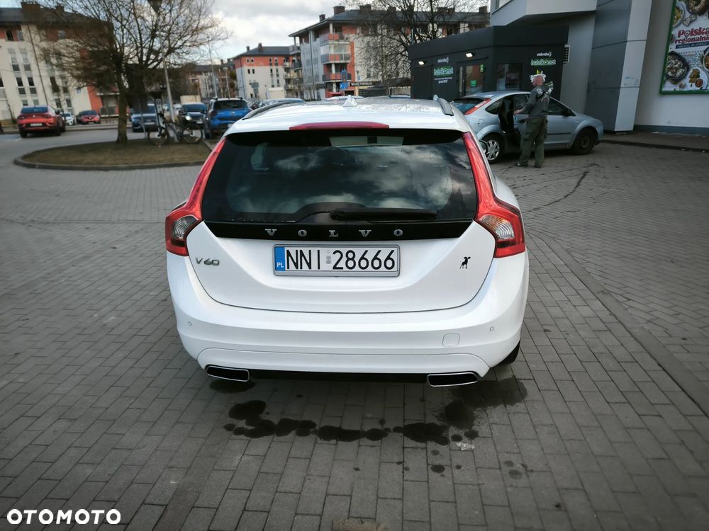 Volvo V60 D4 Kinetic - 7