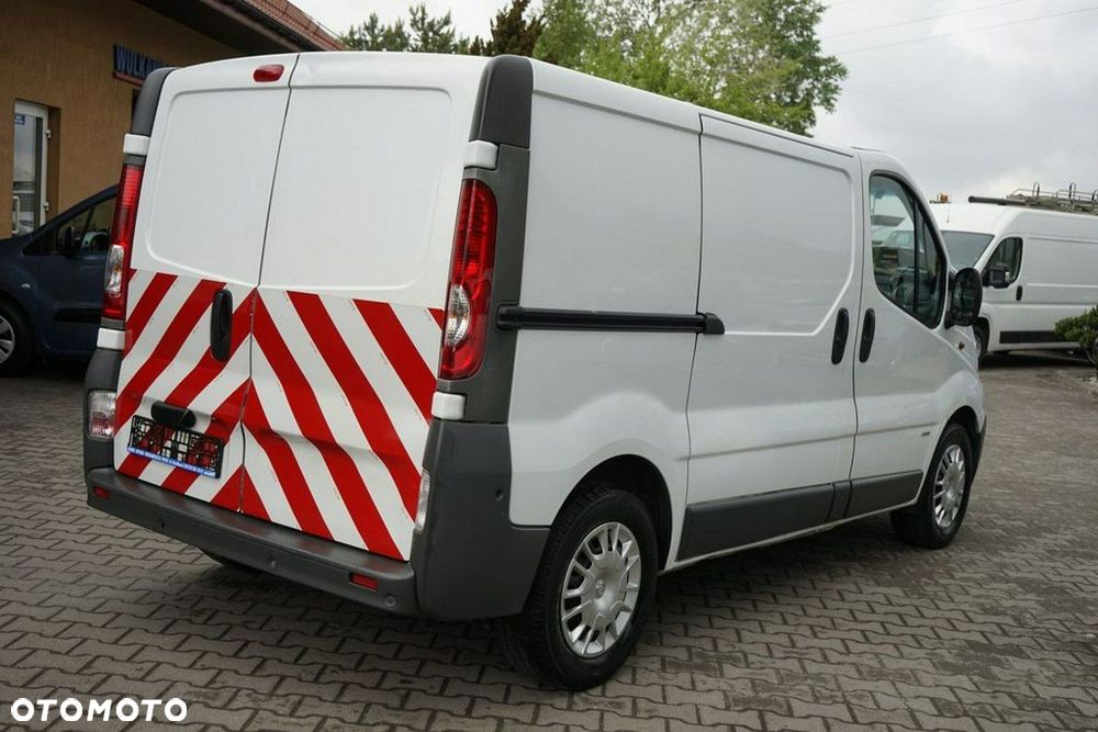 Opel Vivaro - 7